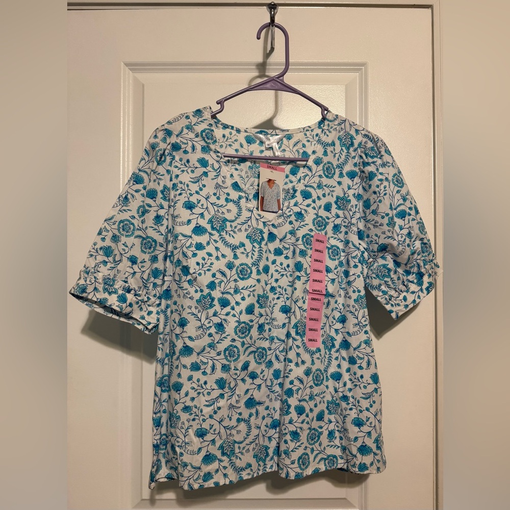 New Draper James Blue and White Floral Puff Sleeve V-Neck